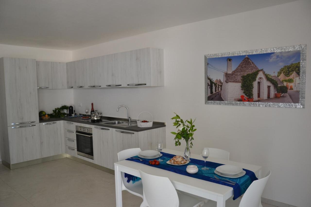 Il Crepuscolo Apartment - Villaggio Di Mary Locorotondo Luaran gambar